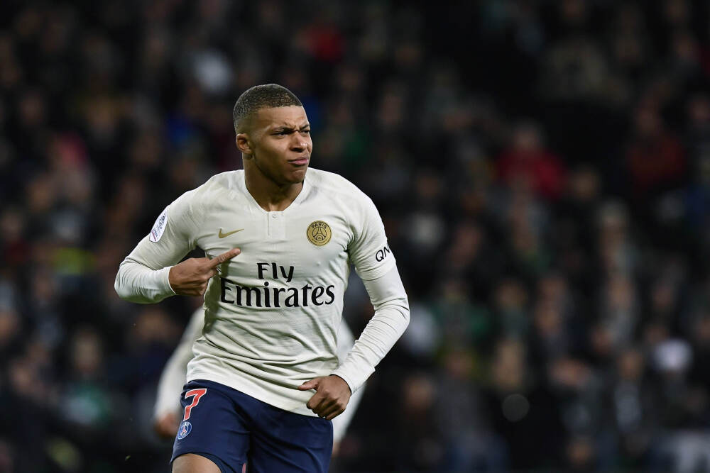 李肖爽：小米汽车没有M7型号产品 请大家不信谣/不传谣